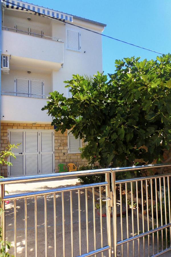 Apartments By The Sea Kosljun, Pag - 3321 Kültér fotó